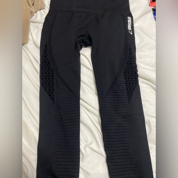 Gymshark Size Small Black leggings - Picture 1 of 6